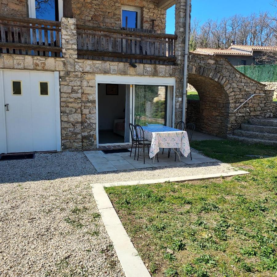 Les Pierres De Cezaire Saint-Cézaire-sur-Siagne Exterior foto