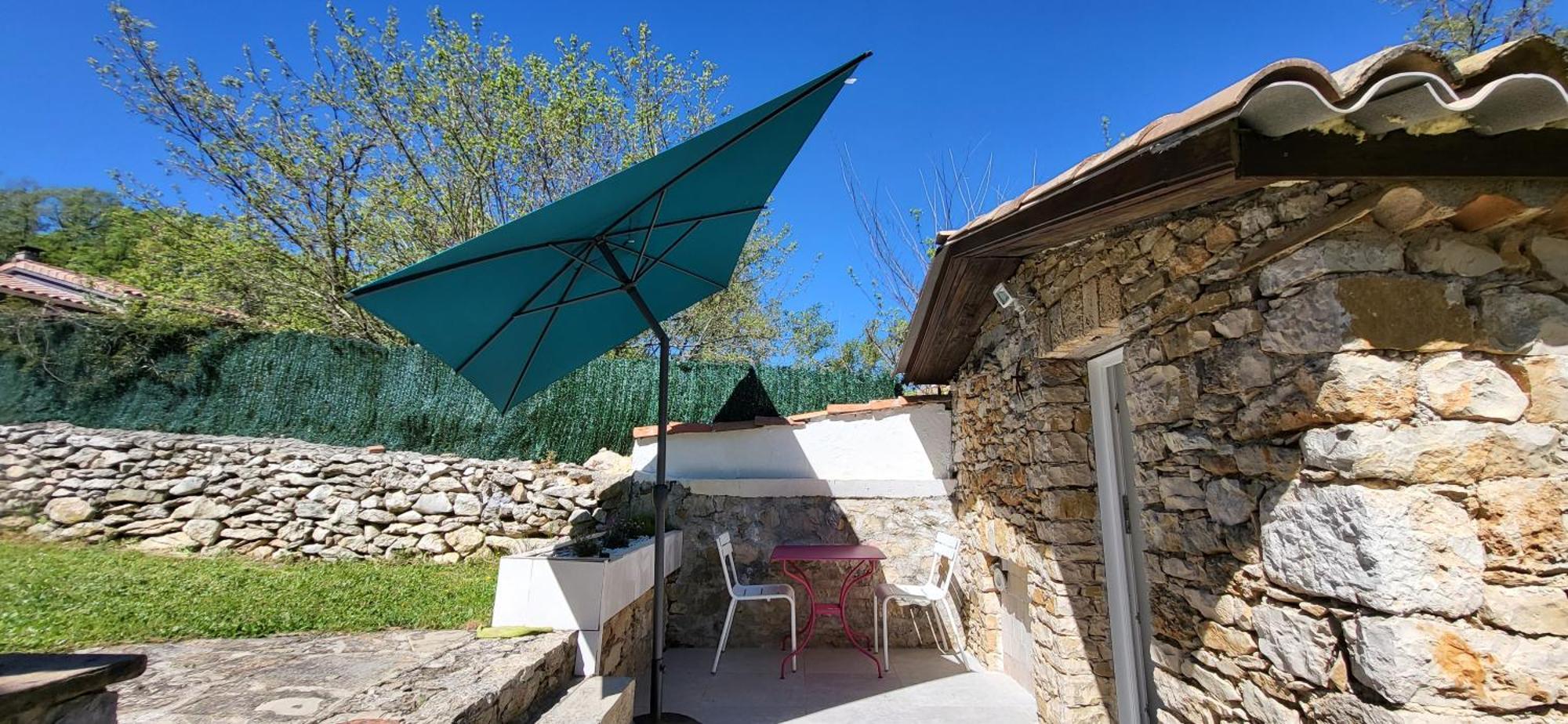 Les Pierres De Cezaire Saint-Cézaire-sur-Siagne Exterior foto