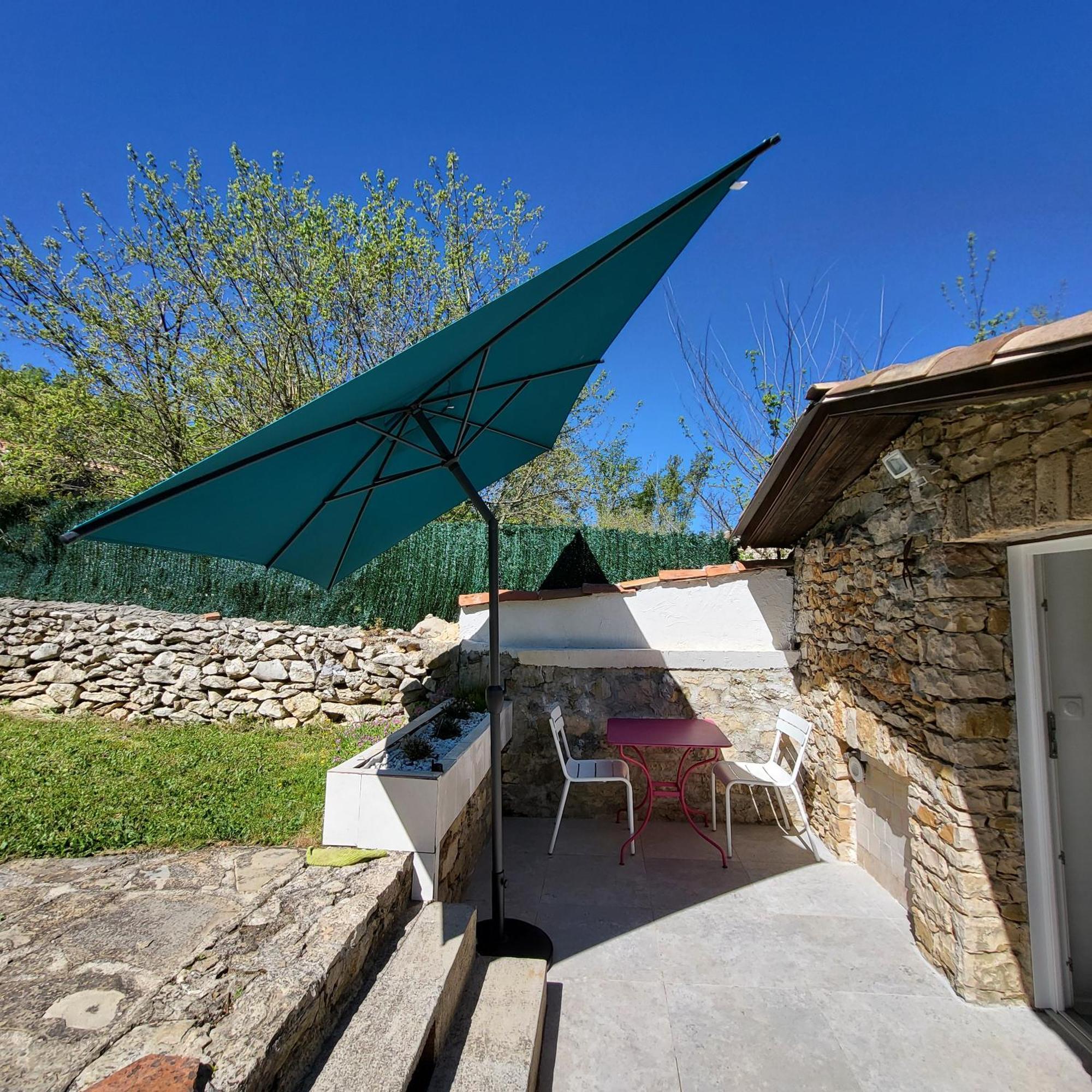 Les Pierres De Cezaire Saint-Cézaire-sur-Siagne Exterior foto